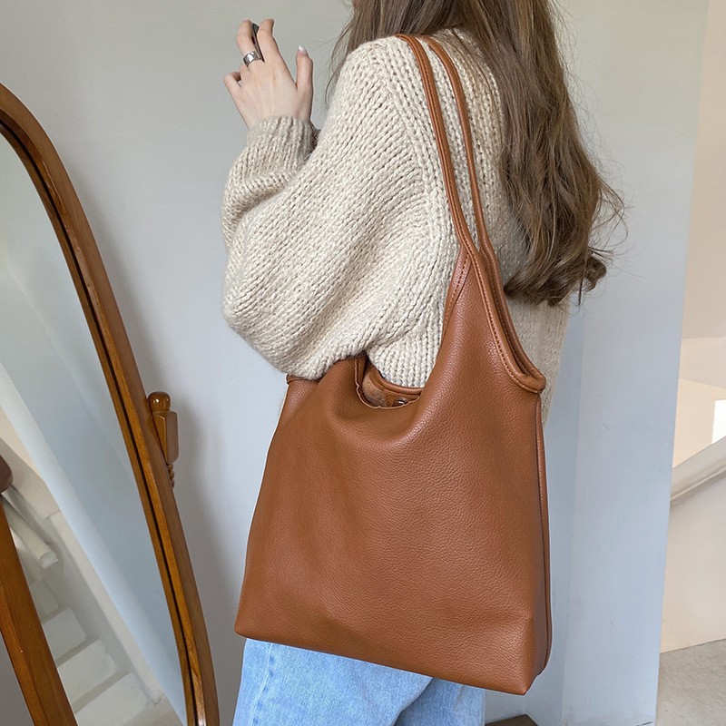 Solid Color Lightweight Pu Soft Leather Hand Bag