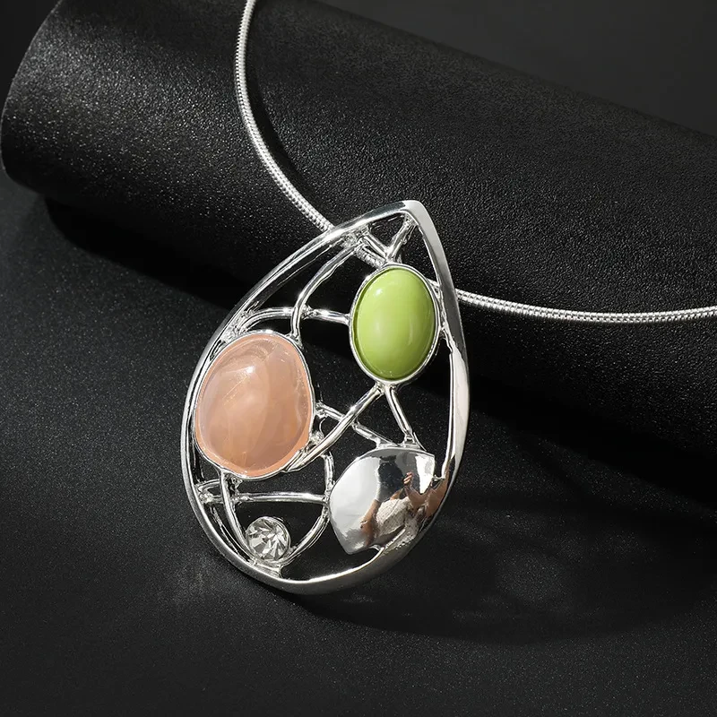 Niche Water Drop Geometry Pendant Design Clavicle Chain