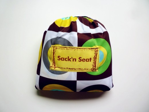 Bao Ma Takes Her Baby Out Of The Baby Chair Cover Bag