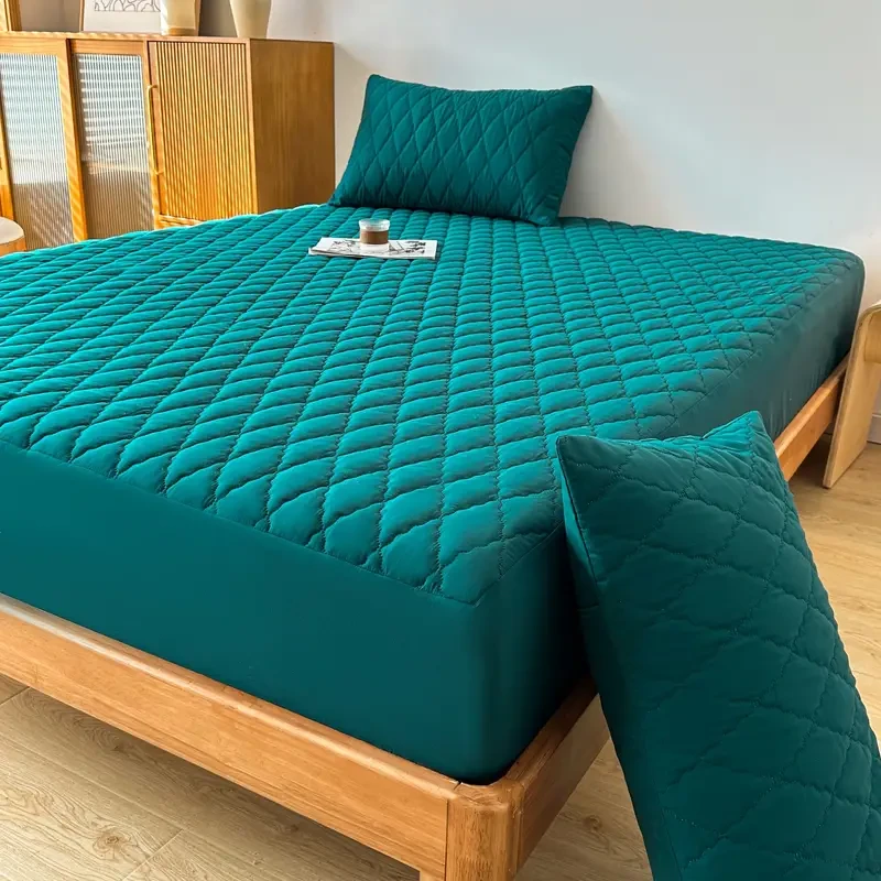 1pc Soft & Comfortable Waterproof Mattress Protector - Layered Fitted Sheet with Solid Color Bedding Design - Ideal for Bedroom & Guest Room Protection