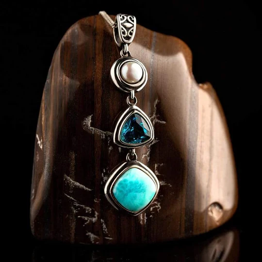 Pendant natural sea stone necklace