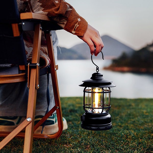 Portable Retro Camping Lamp