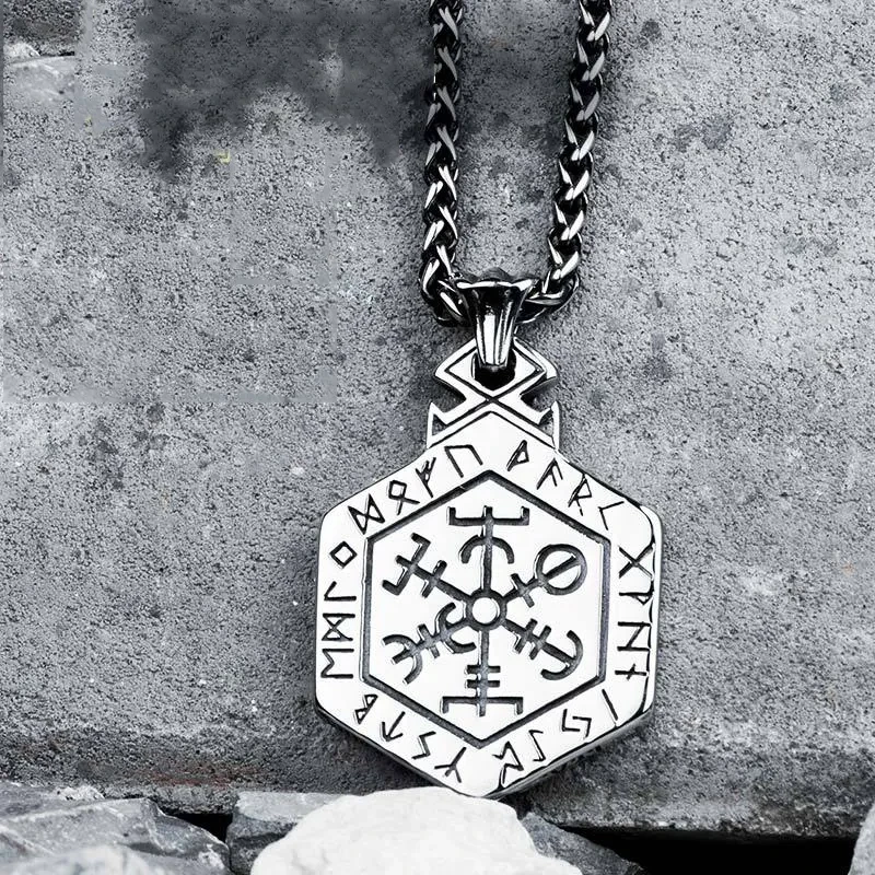 Pendant vintage sweater chain