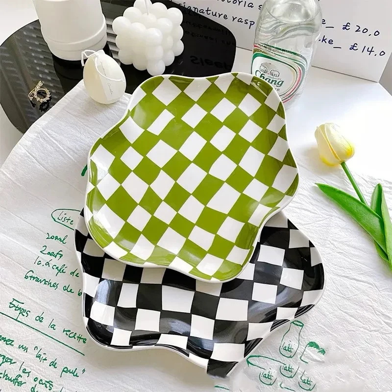 Ins High Value Tableware Black And White Green Irregular Cloud Plate