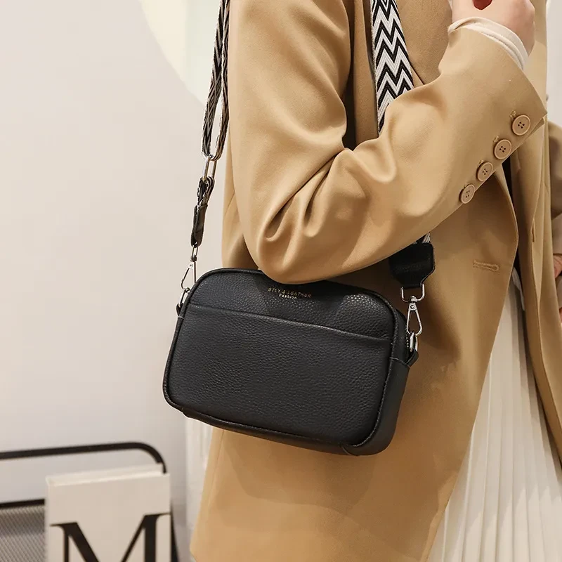 Rhombus-Embroidered Small Square Crossbody Bag with Wide Shoulder Strap Stylish Fashion Shoulder Bag for Women