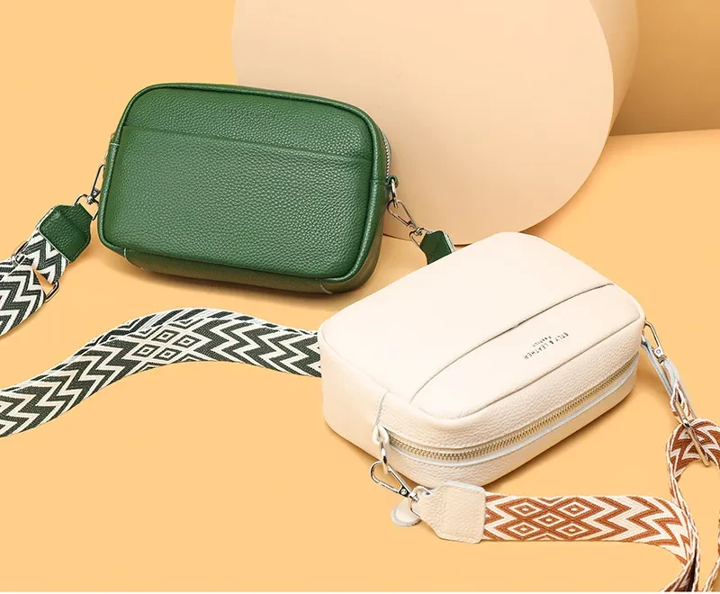 Rhombus-Embroidered Small Square Crossbody Bag with Wide Shoulder Strap Stylish Fashion Shoulder Bag for Women