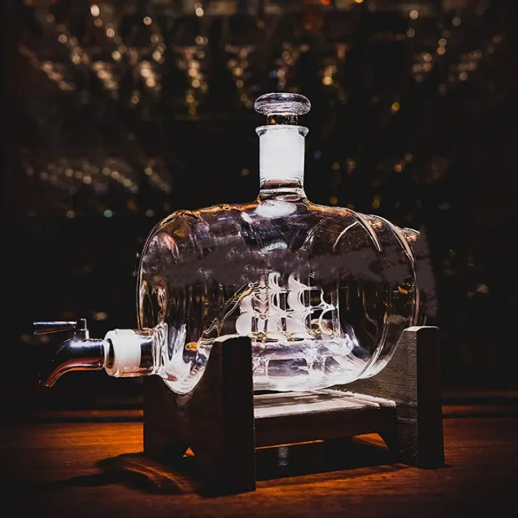 1000ml spirit bottle sailing wine barrel craft wine bottle with tap wine barrel smooth sailing glass decanter