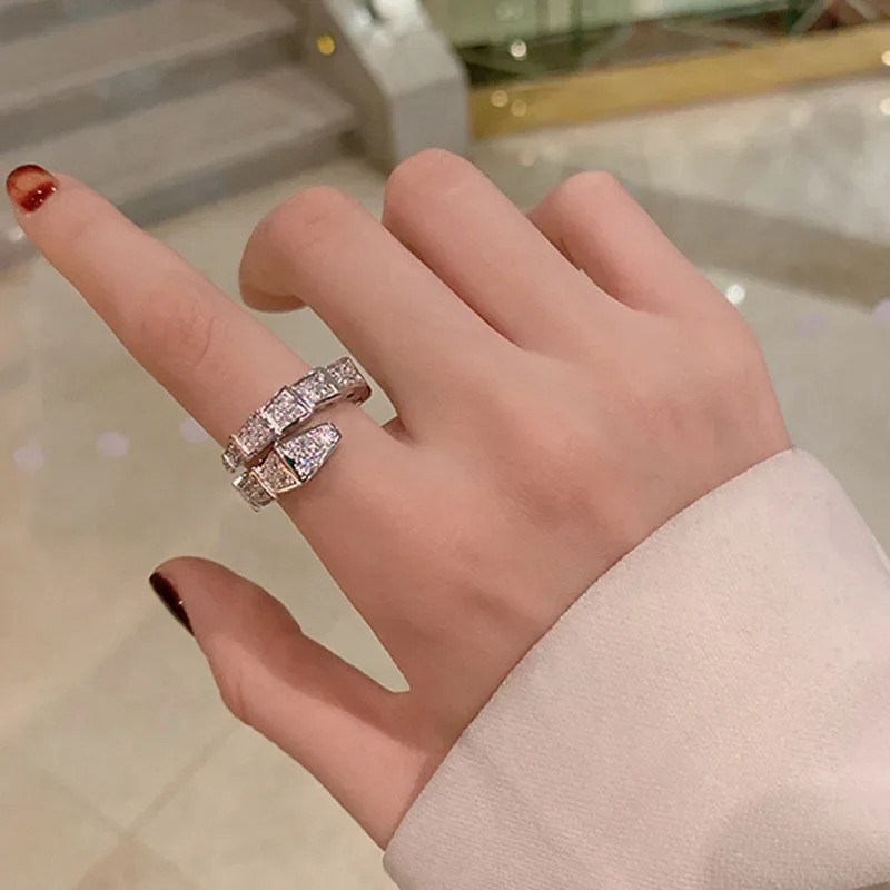 Trendy Snake Shape Open Rings for Women
