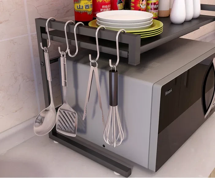 Retractable kitchen microwave rack
