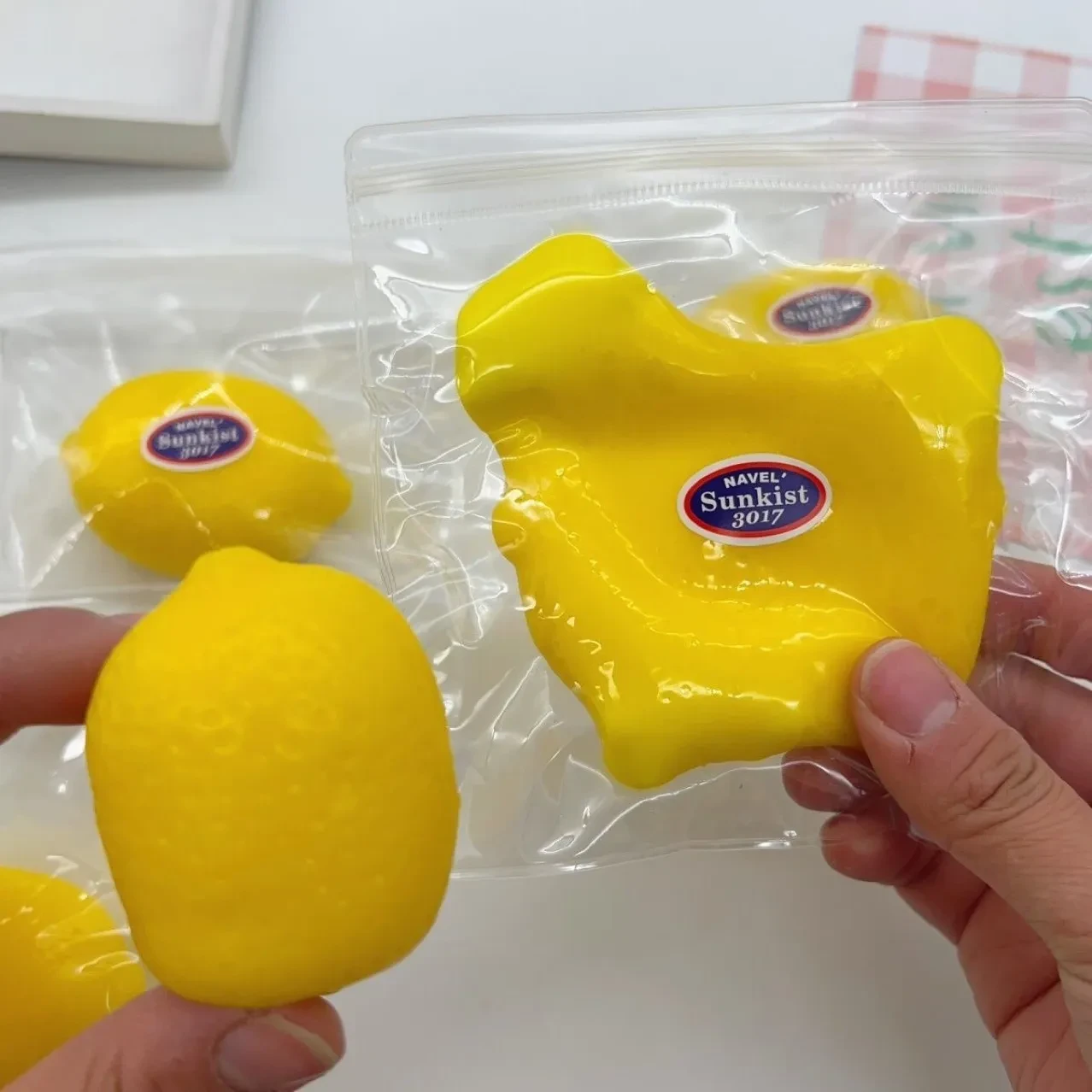 Fluid Lemon Squeezing Toy Slow Rebound Decompression Toy