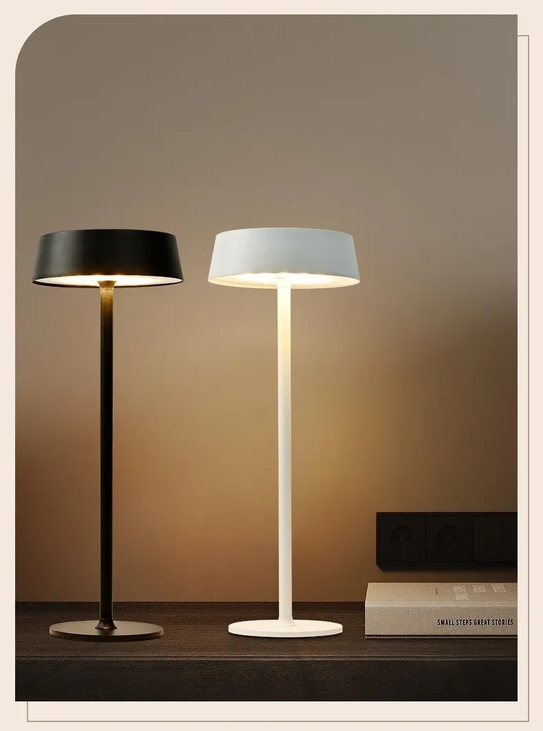 High Foot Metal Mushroom Lamp Cafe Atmosphere USB Charging Touch Lamp