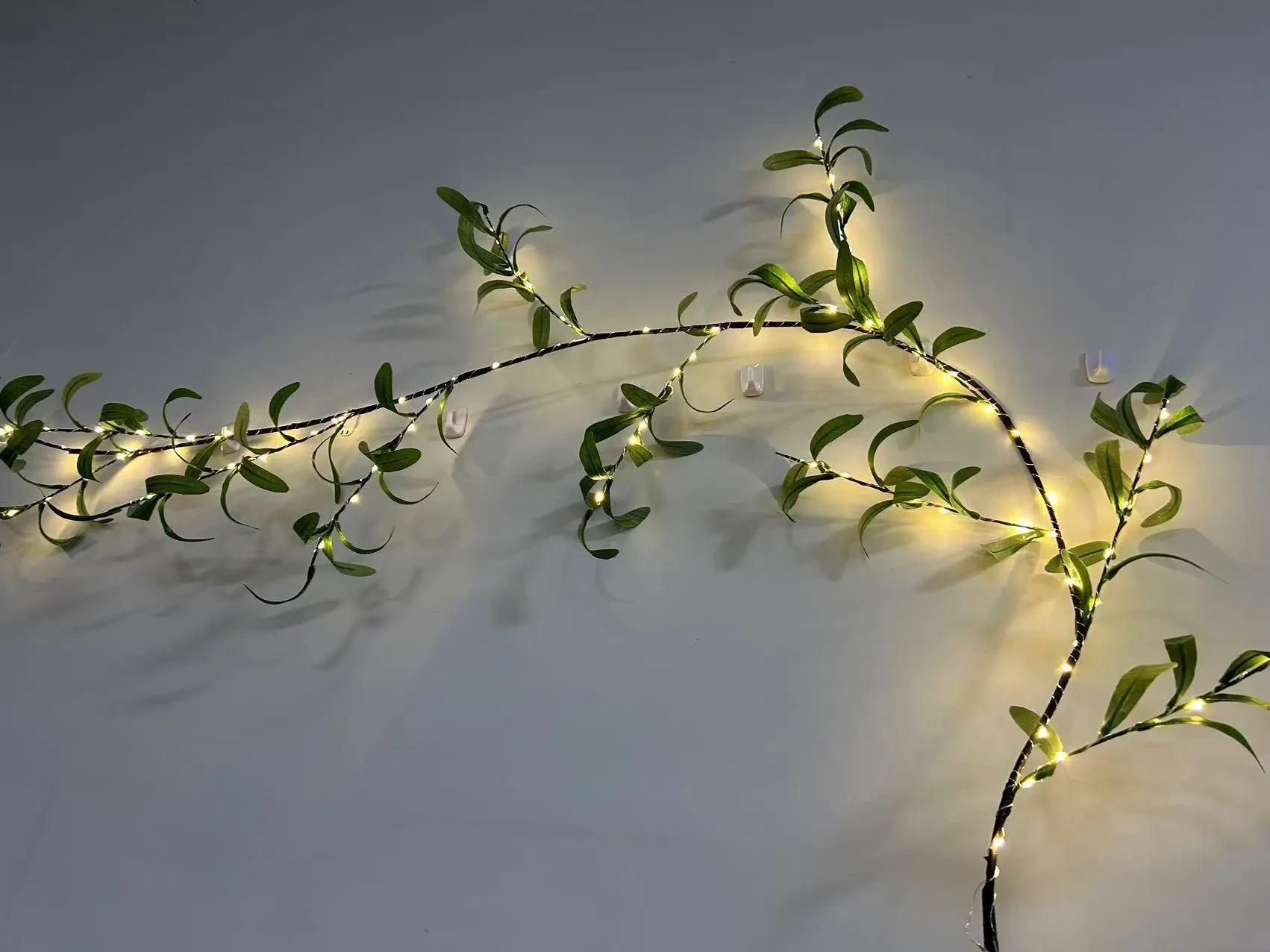 Olive Branch Rattan LED Decorative Green Leaf Lamp