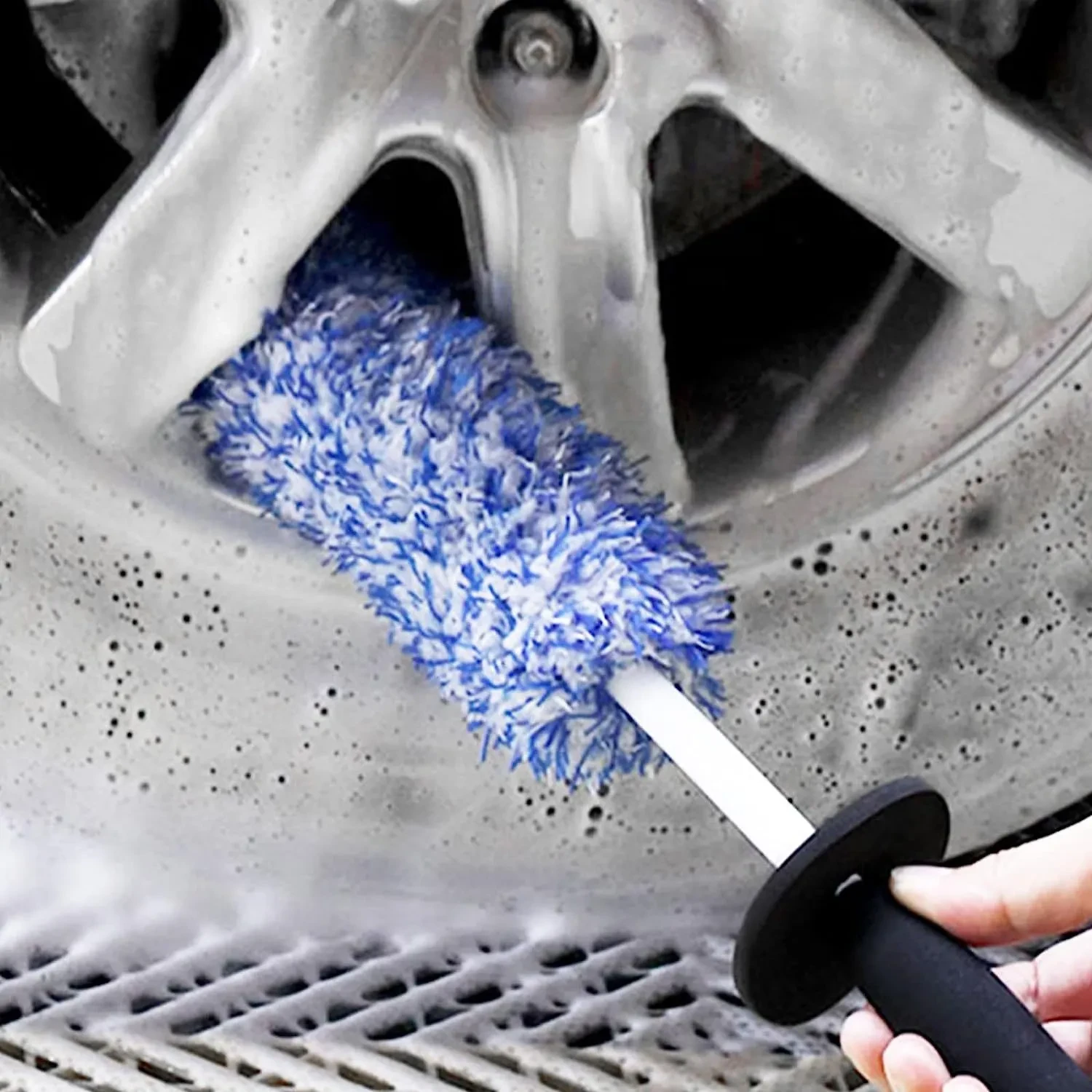 Steel Rim Hub Cleaning Brush