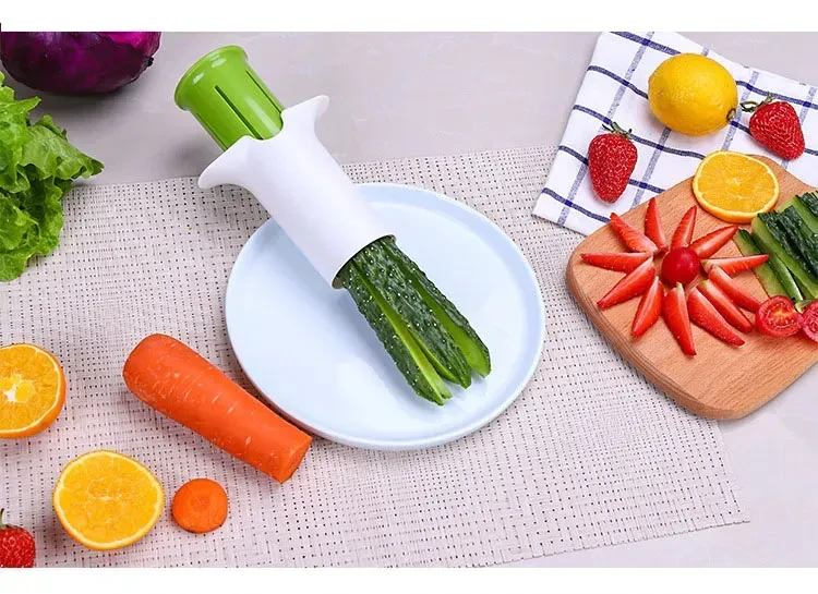 Creative Vegetable Cutters Fruit Kitchen Cucumber Carrot Divider Strawberry Slicer Splitter Kitchen Gadget Accessories