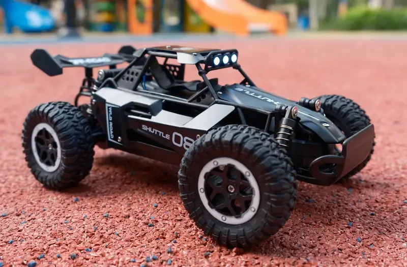 1:16 2.4G Remote Control Car, High-Speed Up To 20 Km/h, All Terrain Off-Road Electric Toy Car, Christmas, Halloween, Thanksgiving Day Gift