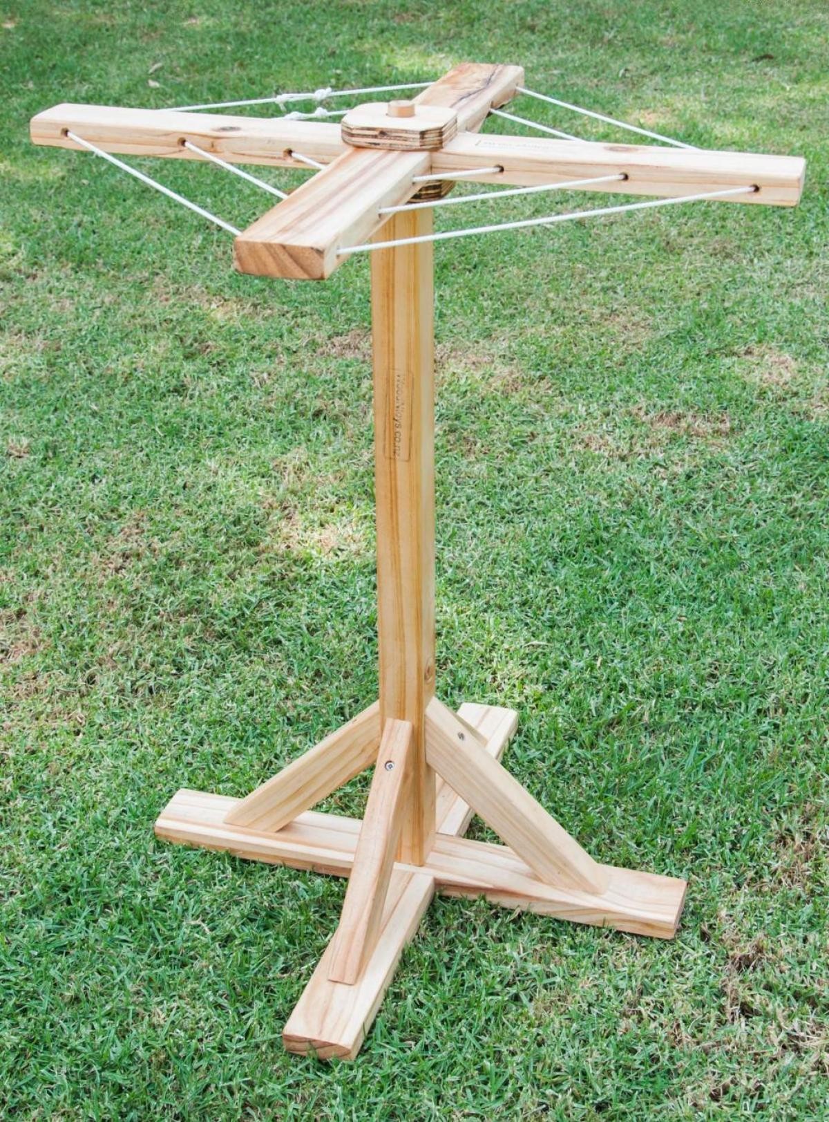 Wooden Toy Washing Line Realistic Role-Play Laundry Drying Set for Kids