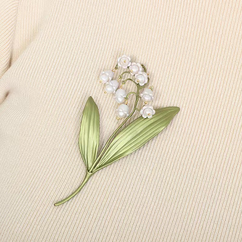 European And American Temperament Lily Brooch Female Valley Lily Green
