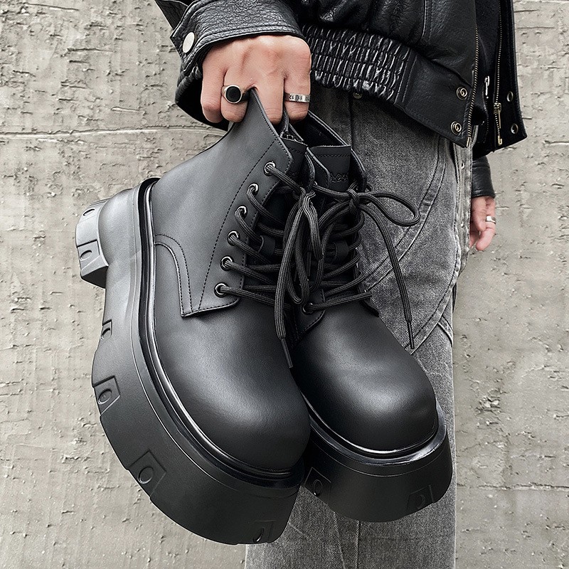 Chunky Black Boots Outfit