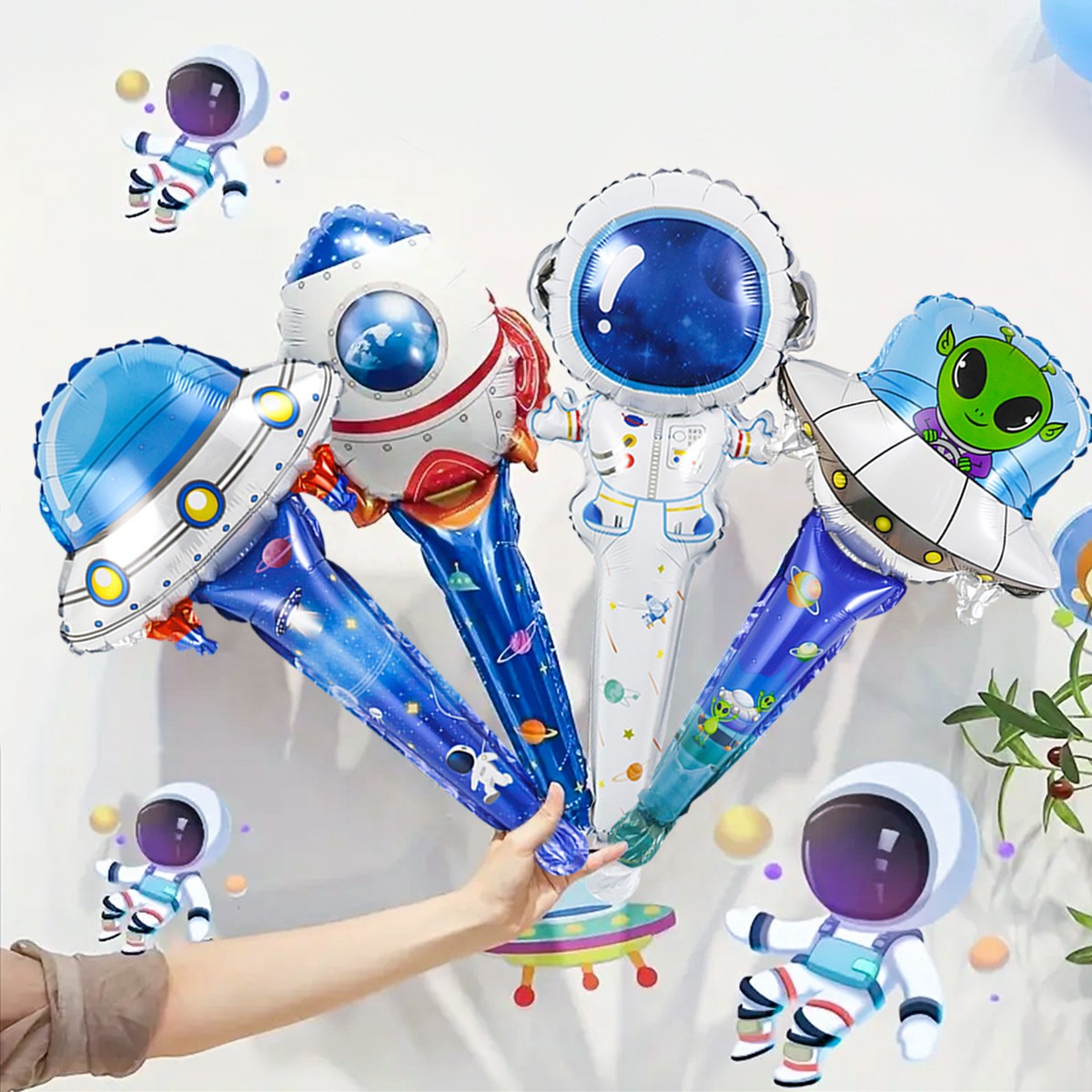 4PCS Space-Themed Astronauts and UFO Handheld Aluminum Film Balloons