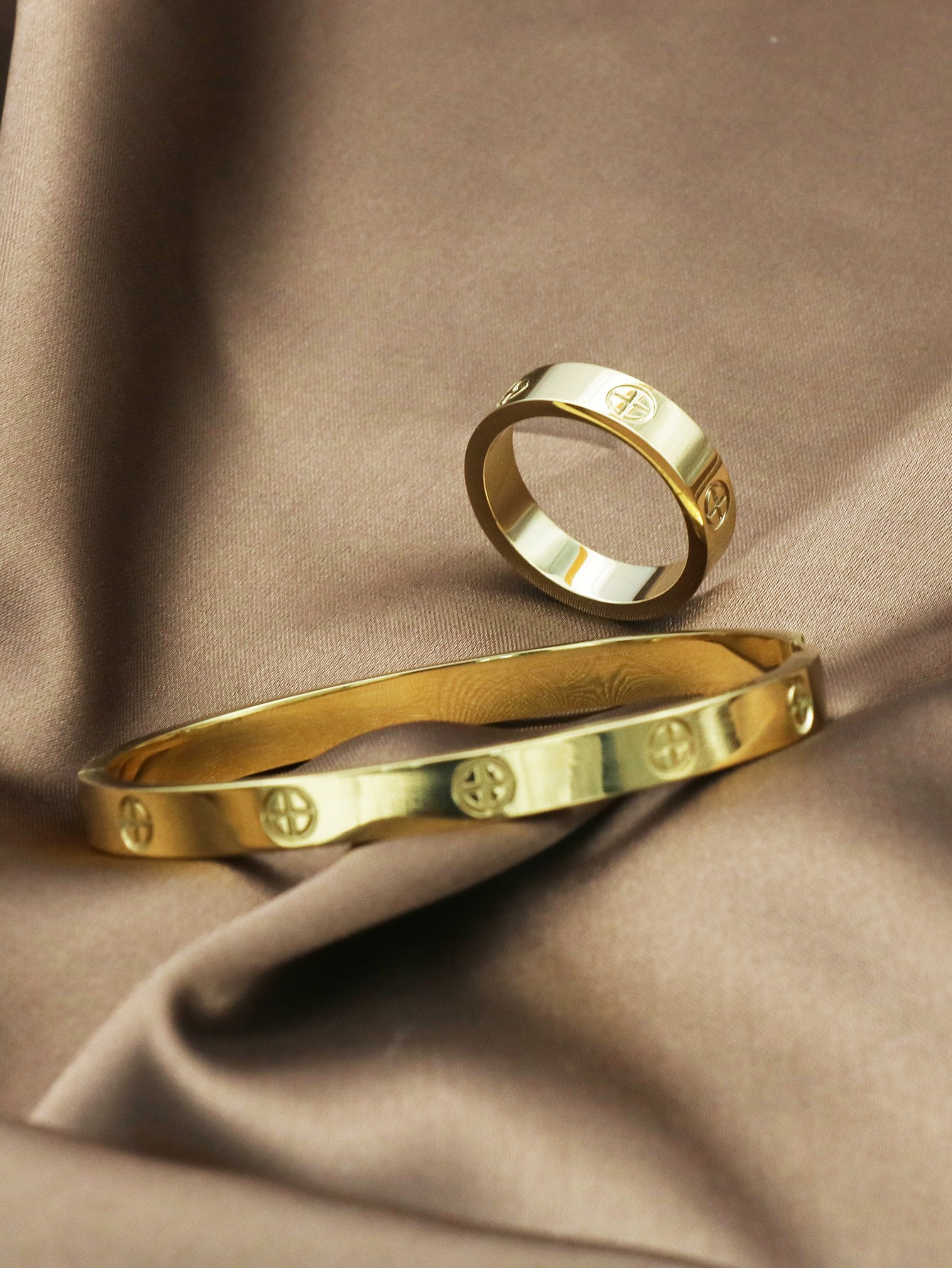 2pcs 6mm Width Fashion Design Couple Bracelets & Bangles Set for Women and Men