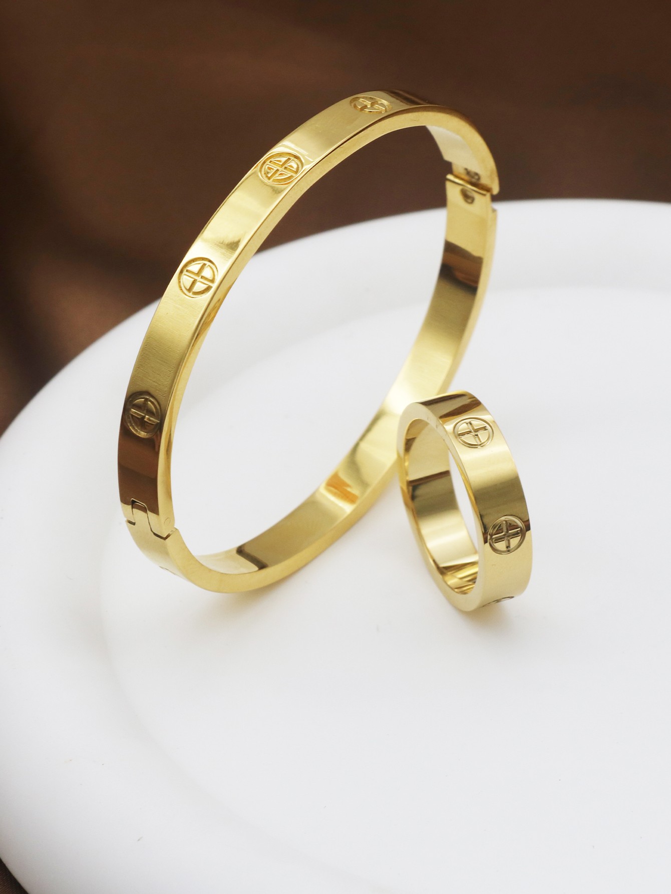 2pcs 6mm Width Fashion Design Couple Bracelets & Bangles Set for Women and Men