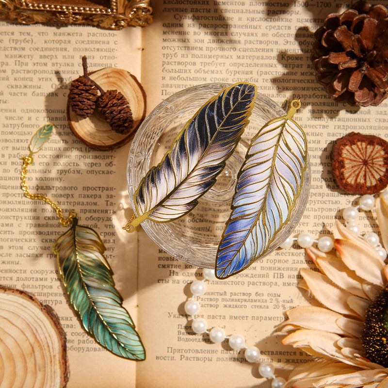 Classical Chinese Style Cultural And Creative Feather Bookmark
