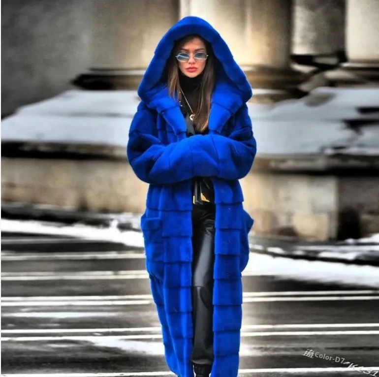 Fashionable Thickened Long Plush Women's Coat
