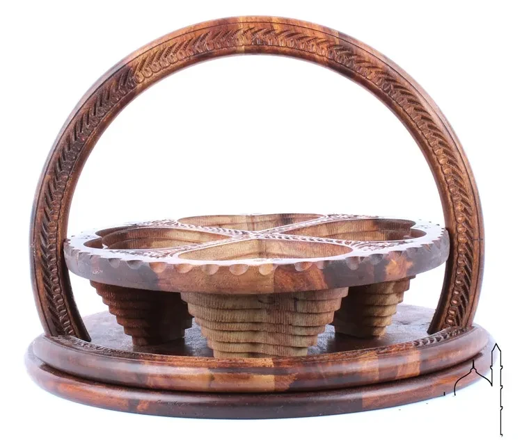 Dried fruit basket