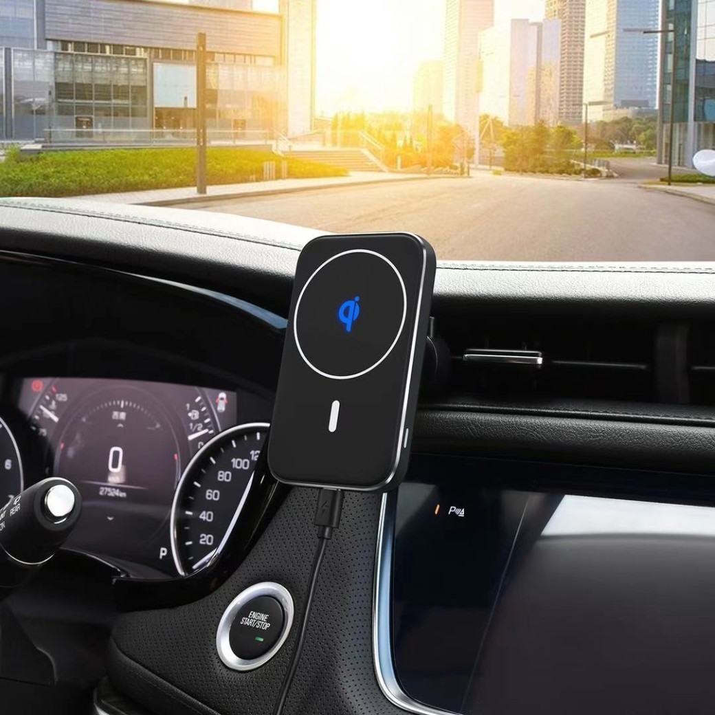 M6 Car Bracket Magnetic Wireless Charger